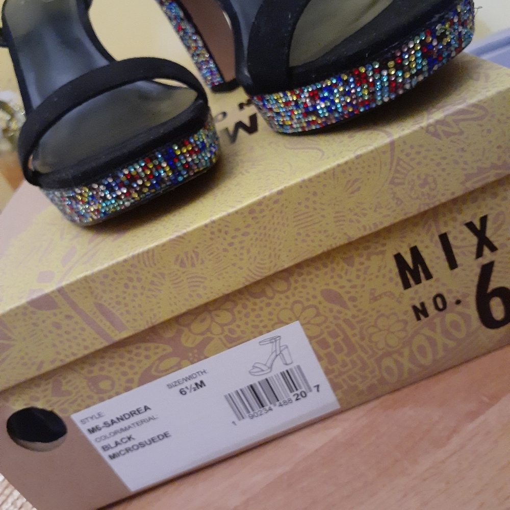 Mix N6 "Sandrea" heels size 6.5 - Picture 6 of 7